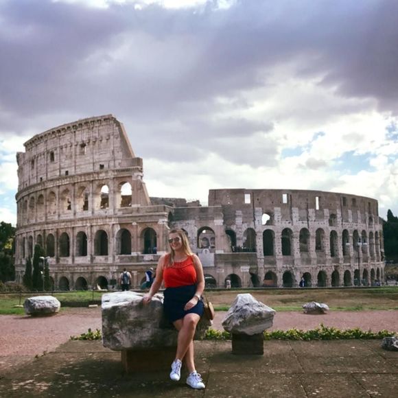 Meet your Posher, Kristin - Picture 1 of 1